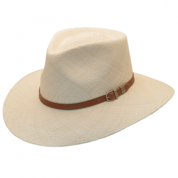 Topi Panama yang memberikan kesan santai